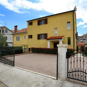 Apartment Ivana - Iva, Zadar